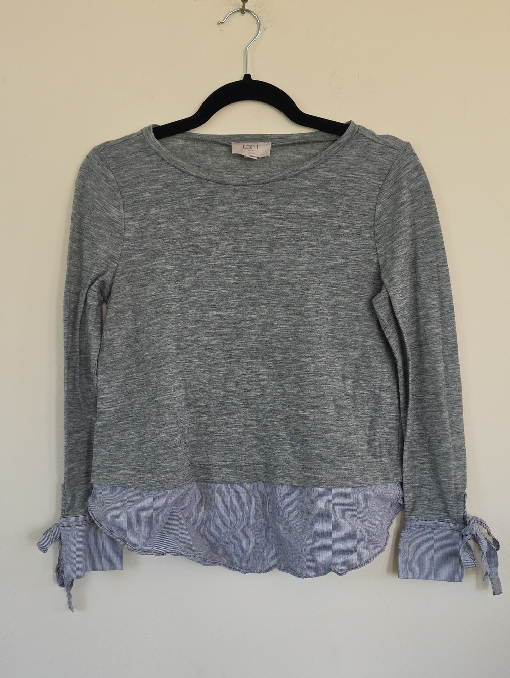 LOFT Heather Gray Long Sleeve Layered Top with Blue Stripe Hem XSP